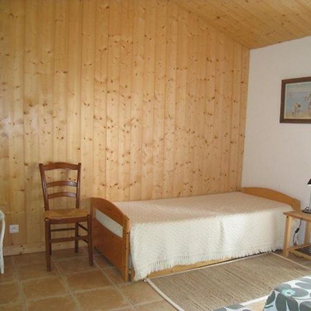 Maison Renovee Pres Plage, 6 Couchages, Terrasse, Bbq, Parking, Internet Inclus - Fr-1-224B-588 Нуармутьє-ан-л'Іль Екстер'єр фото