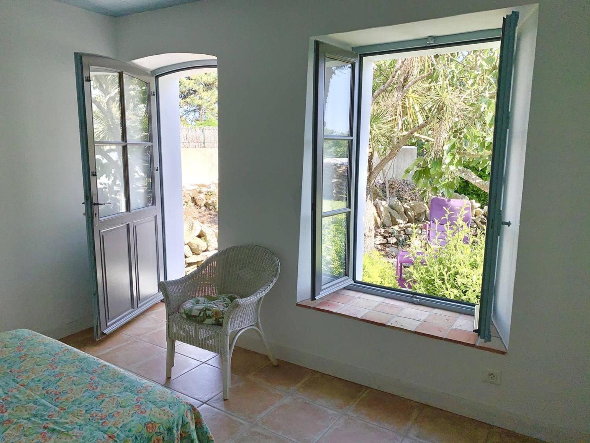 Maison Renovee Pres Plage, 6 Couchages, Terrasse, Bbq, Parking, Internet Inclus - Fr-1-224B-588 Нуармутьє-ан-л'Іль Екстер'єр фото